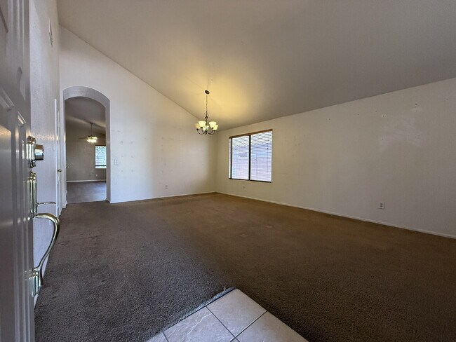 Photo - "Charming 3-Bed, 2-Bath in the beautiful Crystal Gardens Lake Community – Your Perfect Home Awai...