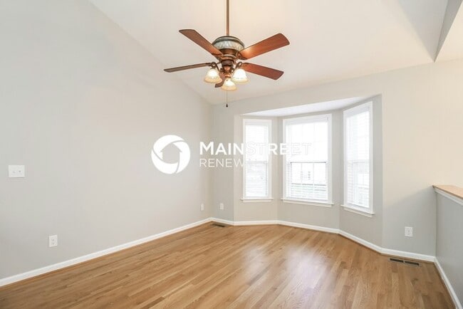 Photo - 3 Bedroom Pet-Friendly Home in High Point, NC with Main Street Renewal