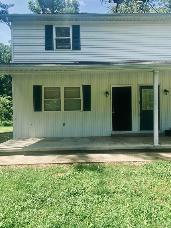 Building Photo - 12383 OH-691 Rental