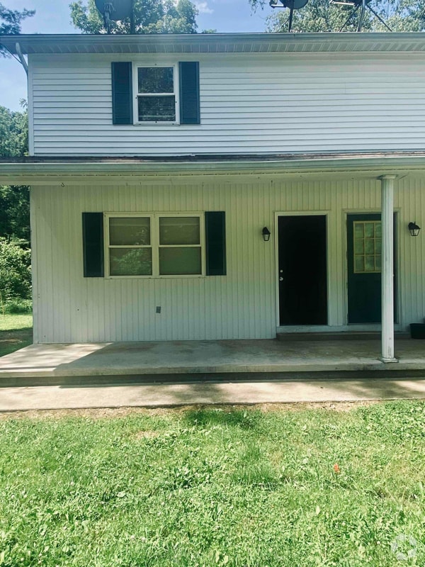 Building Photo - 12383 OH-691 Unit B Rental