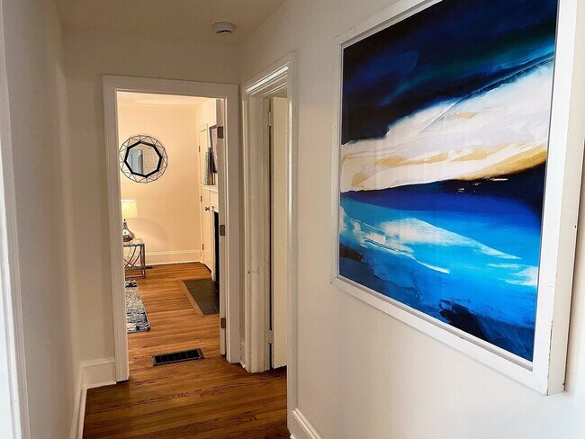 Photo - 2144 Delowe Dr