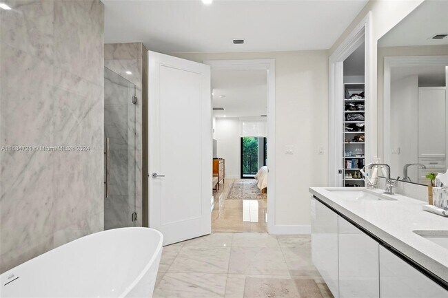 Photo - 718 Valencia Ave Unit 307