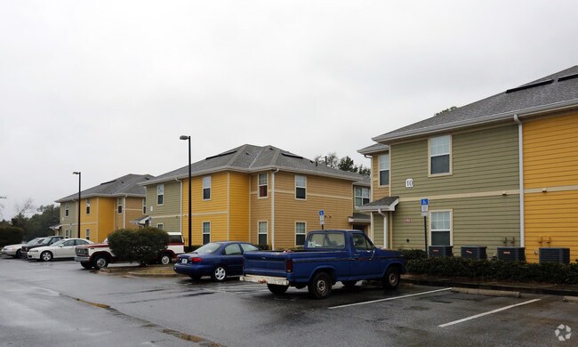 Photo - Morris Court II