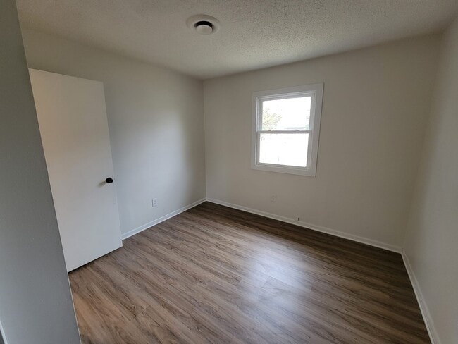 Photo - 25 W Chestnut St Unit 25 Chestnut