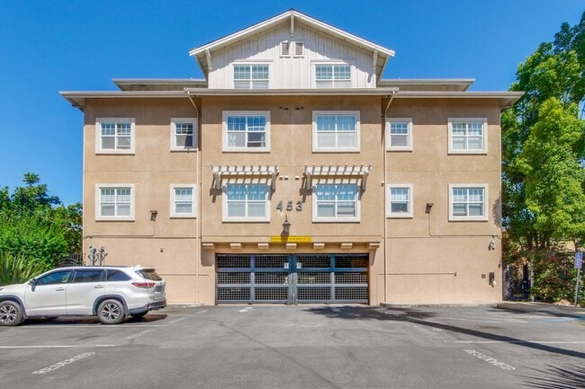 Photo - Excellent 2 Bed 2 Bath Condo - Completely Remodeled! Unit 307