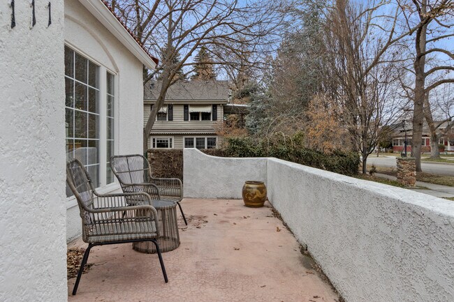 Photo - 1111 E Bannock St