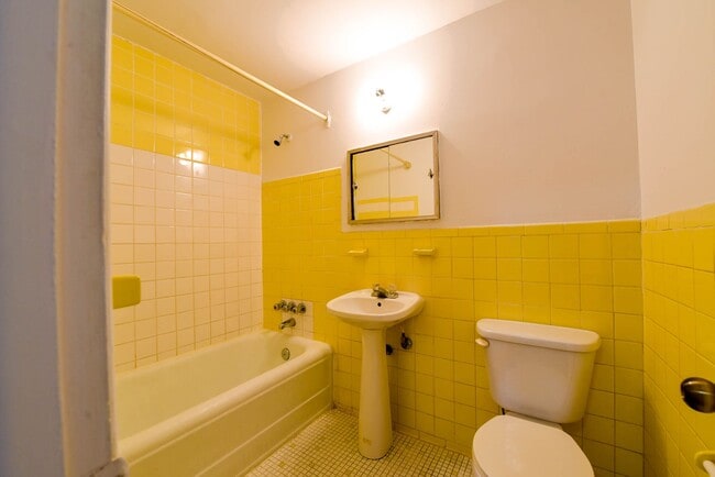 Photo - 3495 Av. Van Horne Unit 208