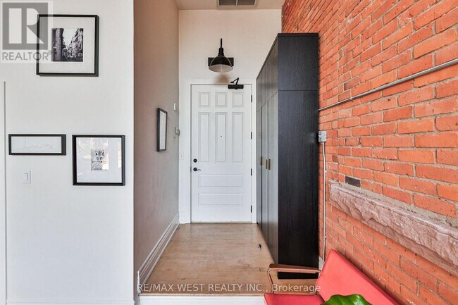 Photo - 200 Stinson St Unit 318