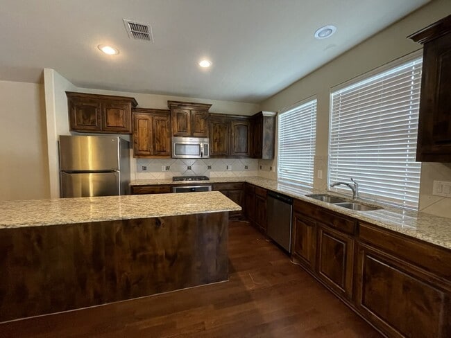 Photo - 2650 Venice Dr Unit Venice Dr 2650  4-