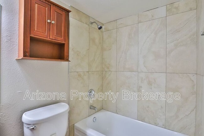 Photo - 851 E Cochise Dr