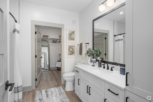 B3A 2BR, 2BA - 1,096SF - Second Bathroom