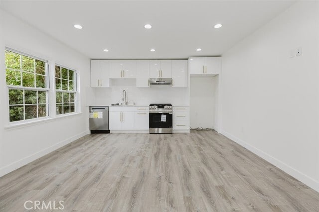 Photo - 13551 Hart St