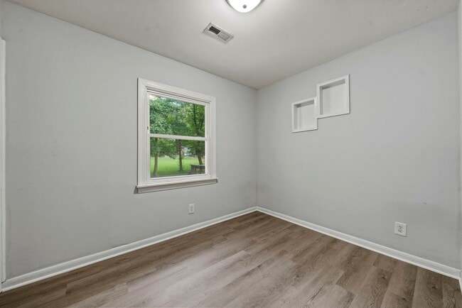 Photo - Private and convenient 3 bed/1 bath with large backyard