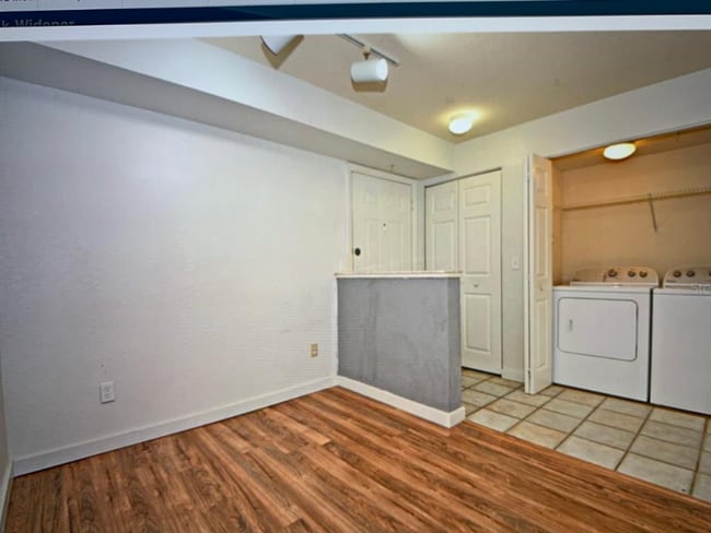 Photo - 832 Camargo Way