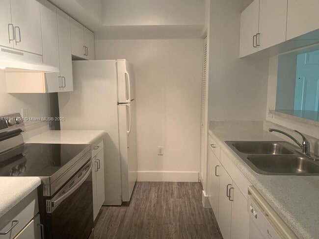 Photo - 4844 N State Rd 7 Unit 2303
