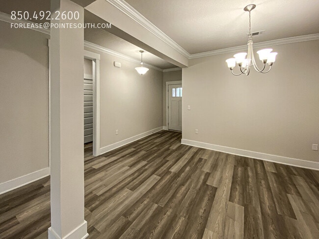 10078 Lakeview Dr