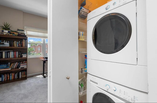 Photo - 1781 W Altgeld St