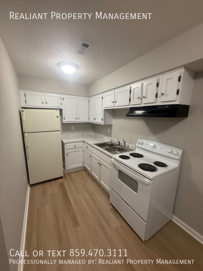 Photo - 31 Hurley St Unit 21