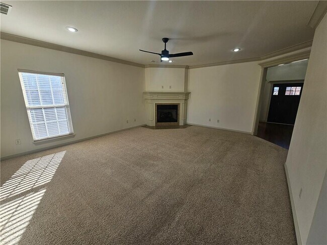 Photo - 2311 S Mont Blanc Ave