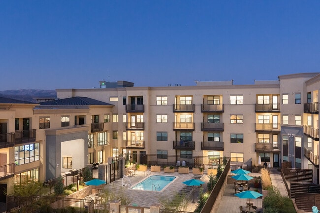 Sunsweet Apartments