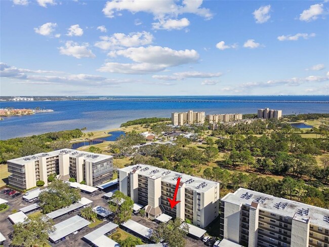 Building Photo - 2700 Cove Cay Dr Unit 1-2F Rental