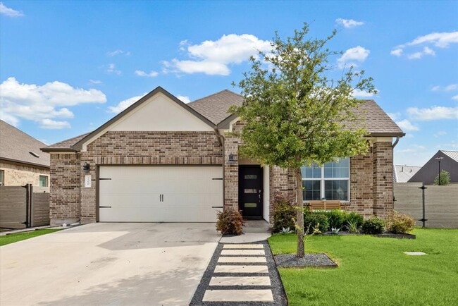 Photo - 700 Legends Ln