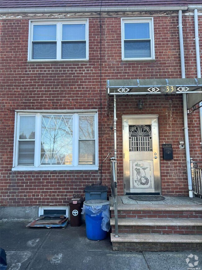 Apartments for Rent in 11355, Flushing, NY