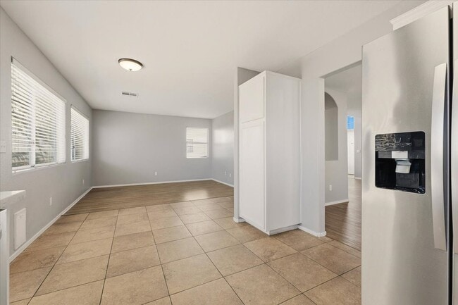 Photo - 4365 Desert Dancer Way