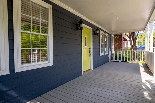 Photo - 2820 Hosea L Williams Dr NE