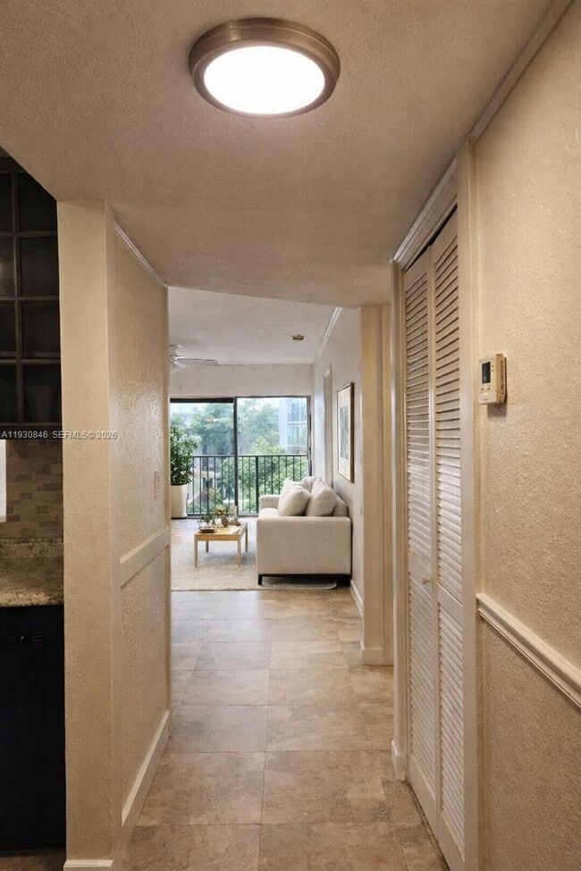 Photo - 8620 N Sherman Cir Unit 406