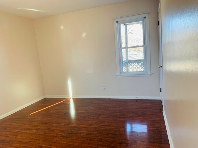 Photo - 14220 Triskett Rd