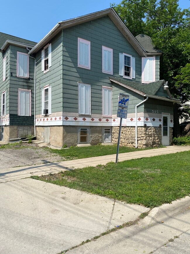 Photo - 515 Hill St Unidad 1