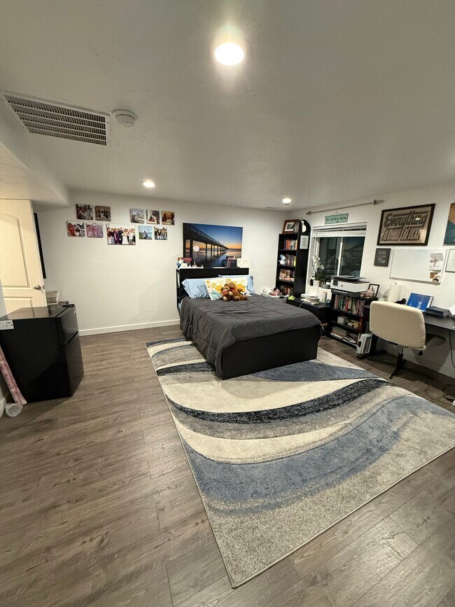 Basement Master furnished