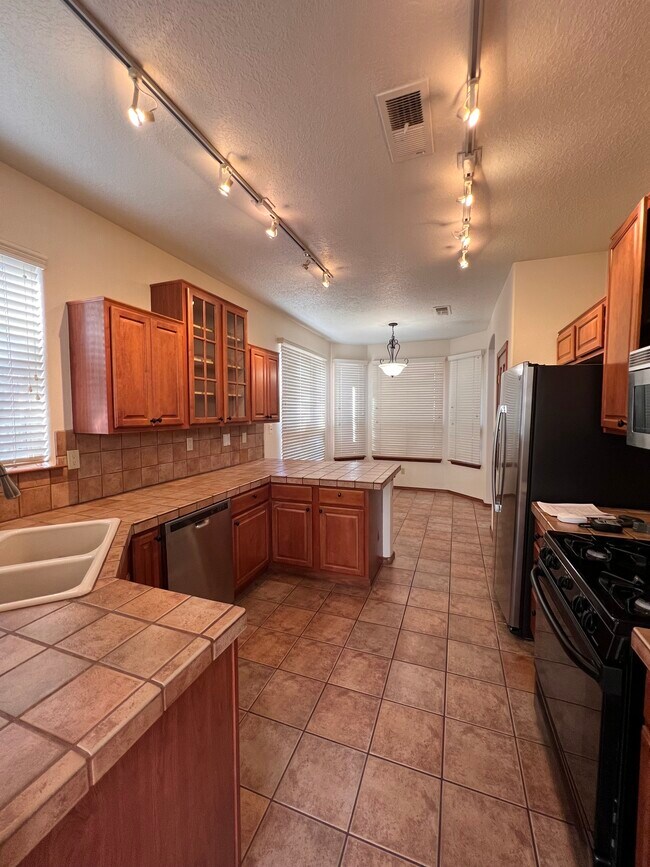 Photo - 13200 Bighorn Rd NE