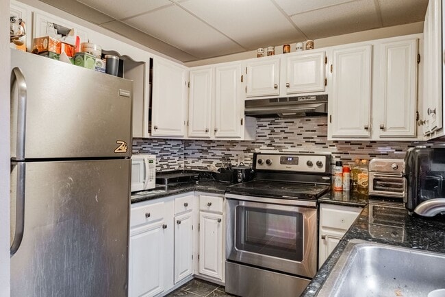 Photo - Amazing South Side Flats luxury remodel