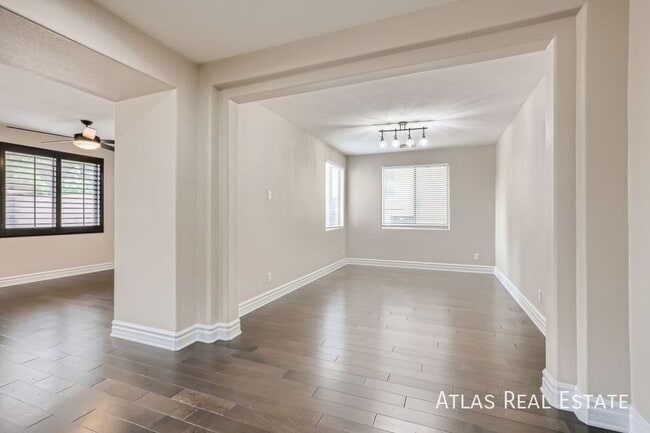 Photo - 928 Via Stellato St