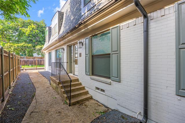 Photo - 3438 McFarlin Blvd Unidad 103