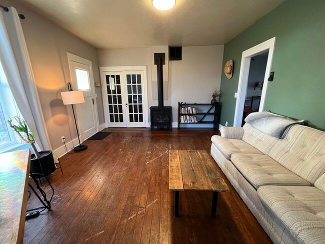 Photo - One Bedroom Apartment Home! Pet Friendly Unit Main Floor