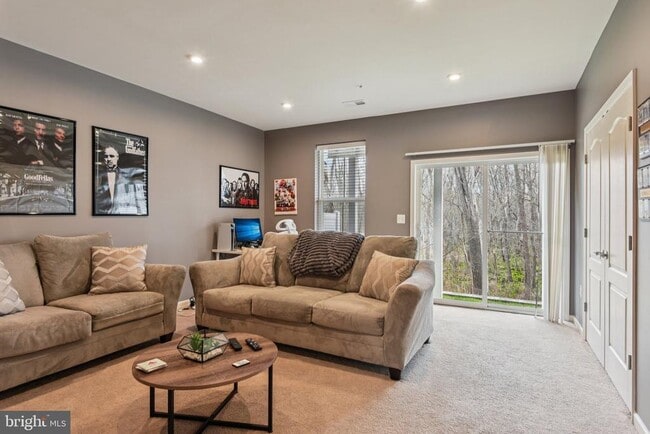 Photo - 1306 Hawk Hollow Dr