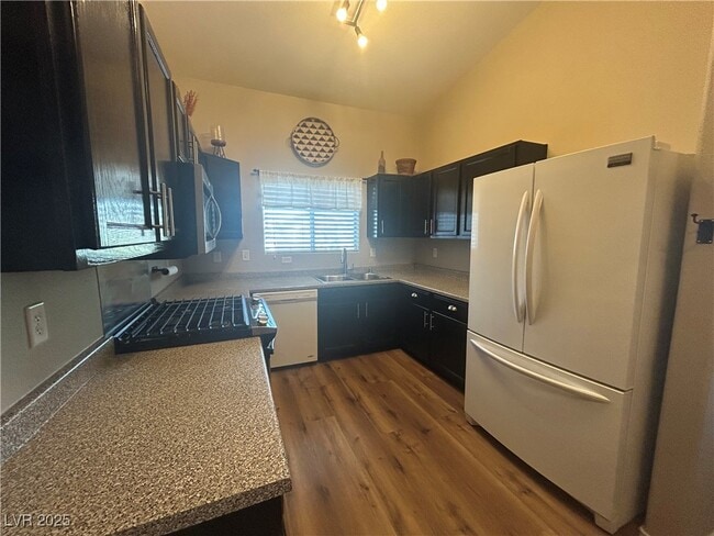 Building Photo - 2101 Quartz Cliff St Unit 207 Rental