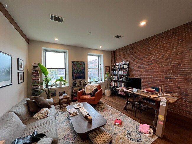 Photo - 460 Harrison Ave Unit 215