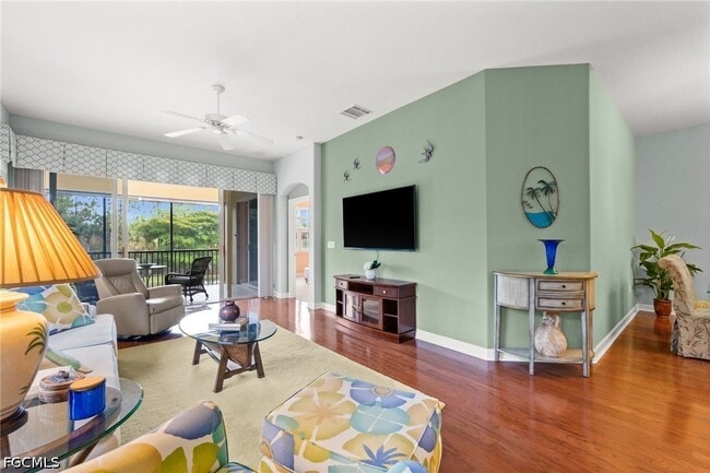 8641 Piazza Del Lago Cir Unit 201