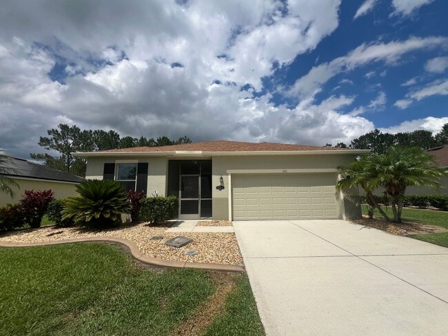 Beautiful 3 bedroom 2 bathroom pool home - Beautiful 3 bedroom 2 bathroom pool home