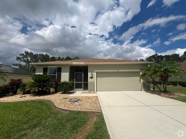 Building Photo - Beautiful 3 bedroom 2 bathroom pool home