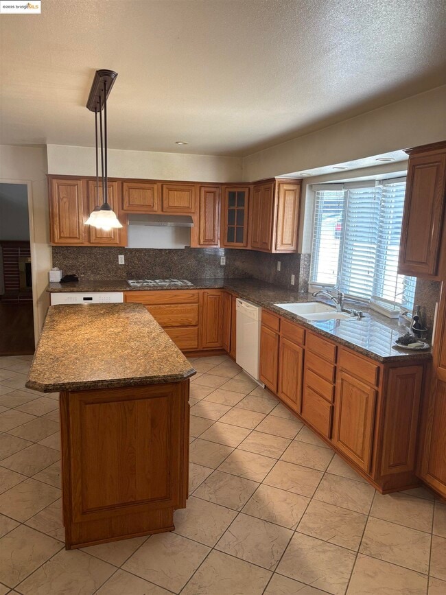 Photo - 1310 B St