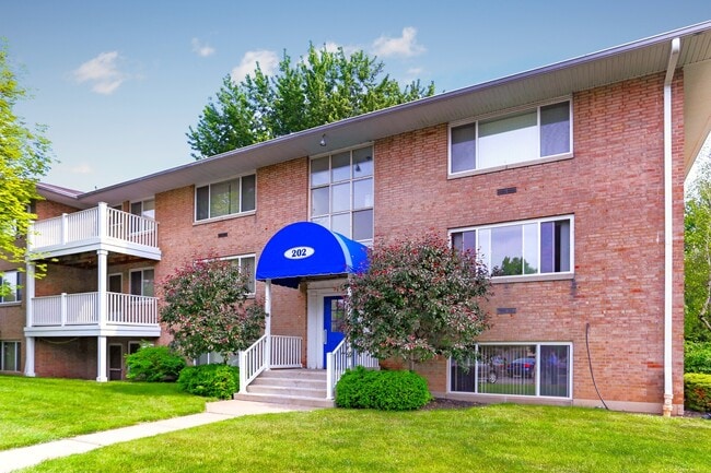 1600 Elmwood