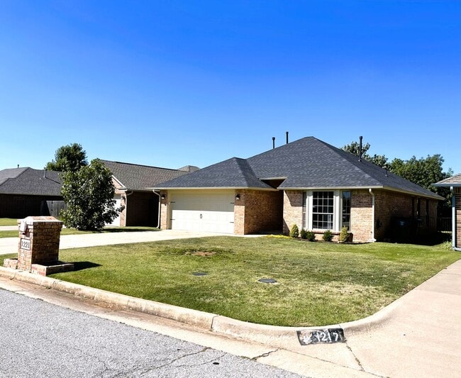 Photo - 1221 NW 138th St