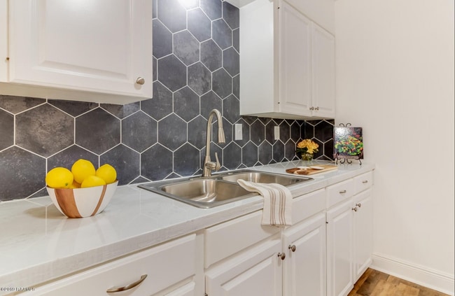 Photo - 148 Haricot Rd