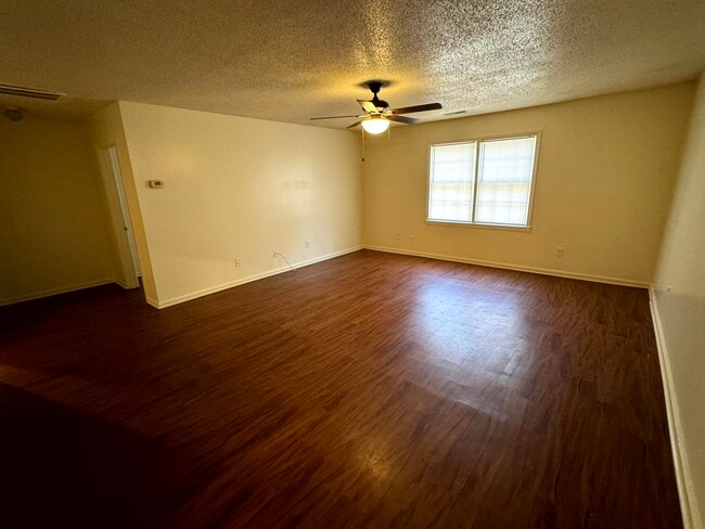 Photo - 2150 Spoleto Ln
