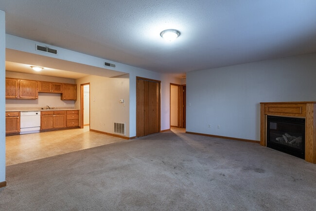 924 School St Unit 1